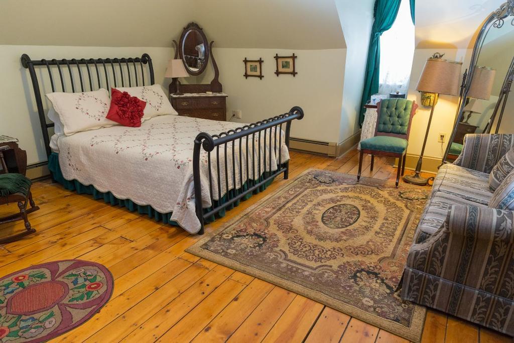 Fitzroy Hall Charlottetown Bilik gambar