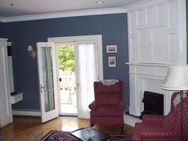 Fitzroy Hall Charlottetown Bilik gambar