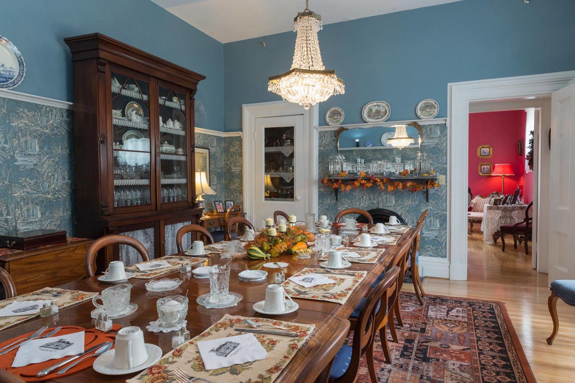 Fitzroy Hall Charlottetown Luaran gambar